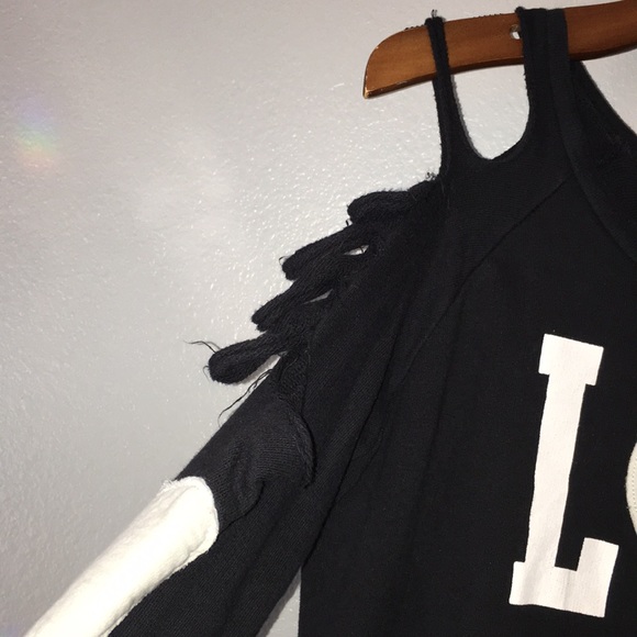 Electric Pink sweater - Picture 3 of 5